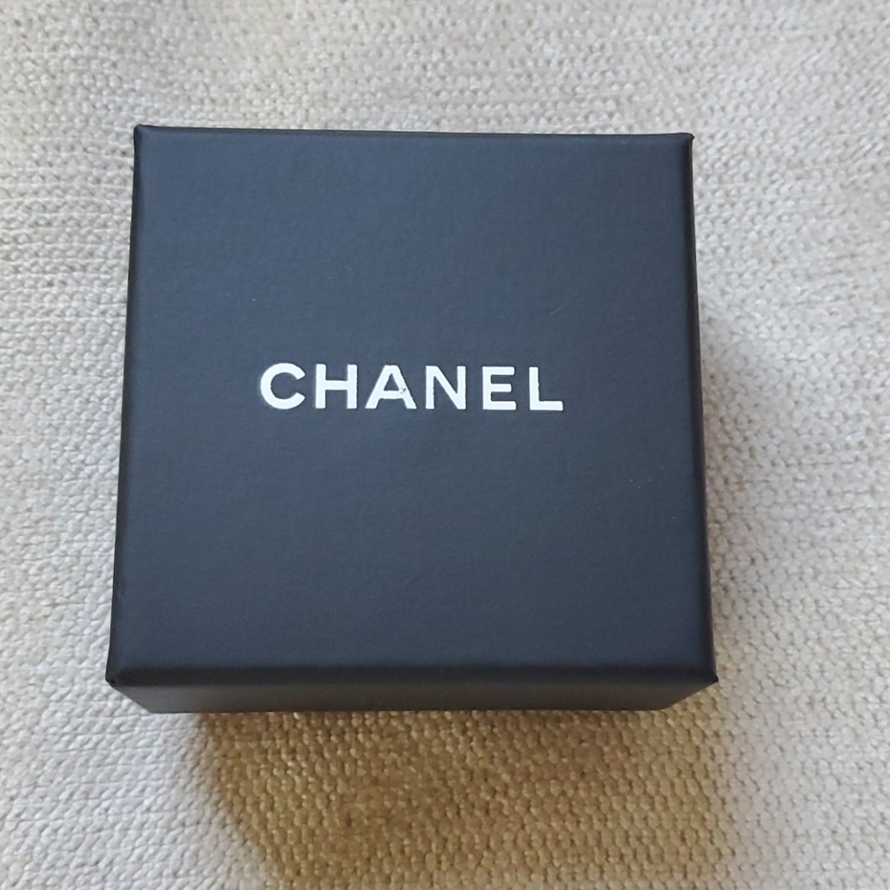 CHANEL BOX ONLY - 2.5 x 2.5 inches